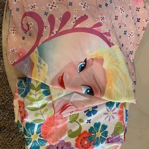Disney Frozen sheet set x 2